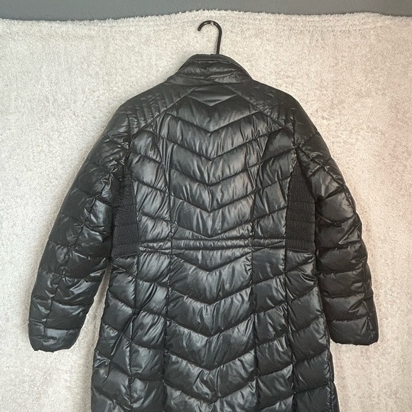 Gallery Women’s Black Knee Length Puffer Coat Size Medium. Warm Capsule Winter - Picture 6 of 10